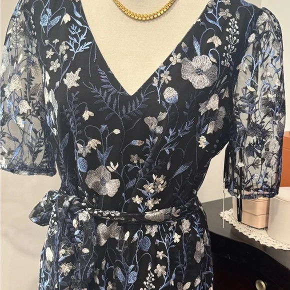 Kensie Floral V-Neck Dress - Black and White - Picture 2 of 13